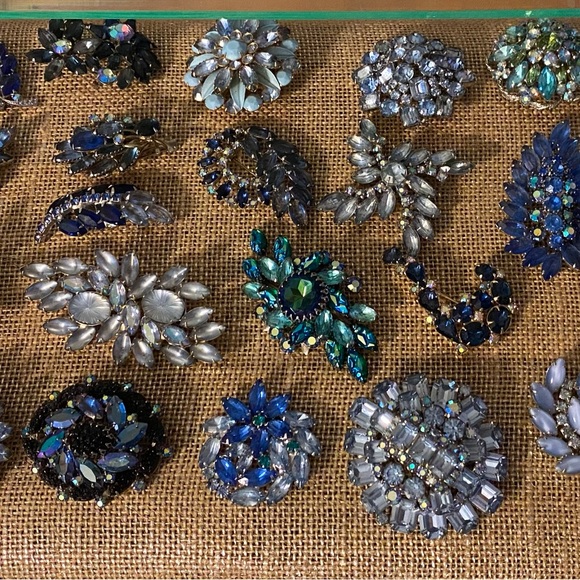 Meet your Posher, Patti - Picture 2 of 10